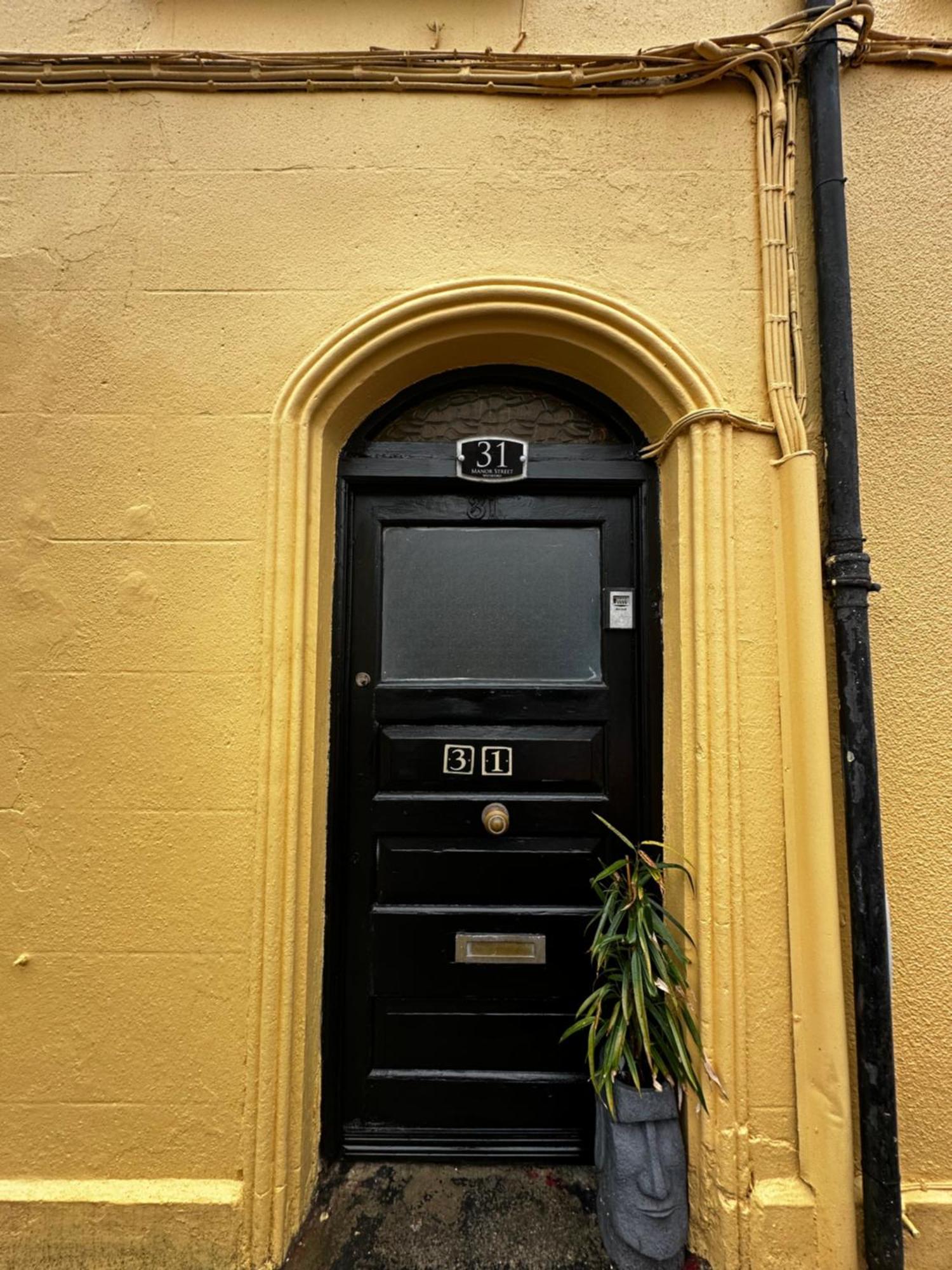 Waterford City Erbnb Esterno foto